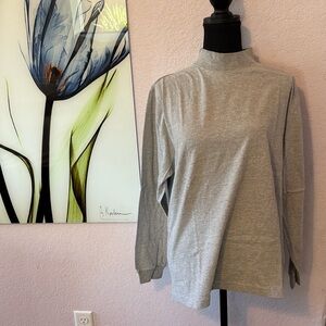 turtleneck size medium